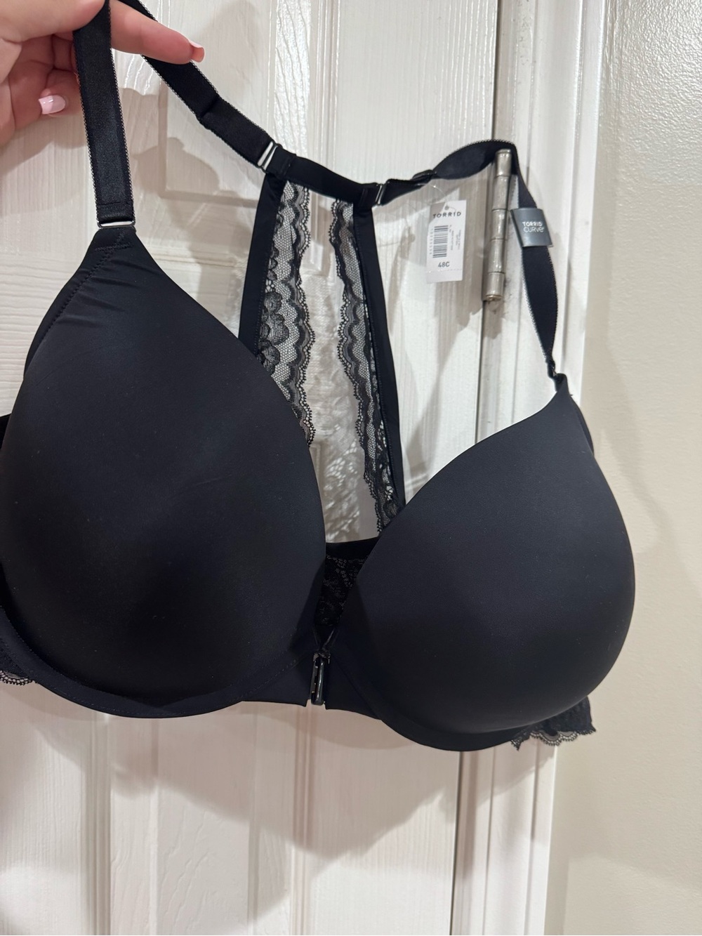 torrid Black Lace Racerback Front-Zip T-Shirt Bra